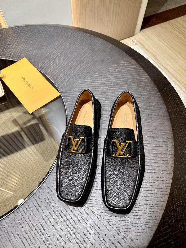 LV Men's Shoes 2470